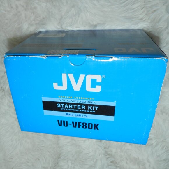 JVC STARTER KIT JVC VU-VF80K CARRY CASE, STRAP, BATTERY PACK, Mini DV tape - Picture 10 of 16